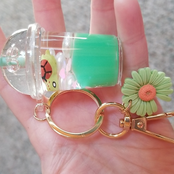 Green Turtle Kawaii Keychains Cute Moving Liquid Keychain Drink Milk Tea Cups - Picture 4 of 7